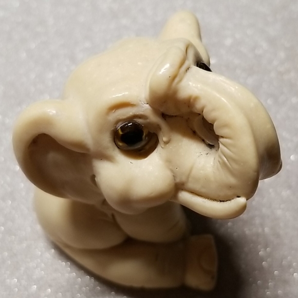 VTG Made in England Elephant Figurine - Picture 4 of 6